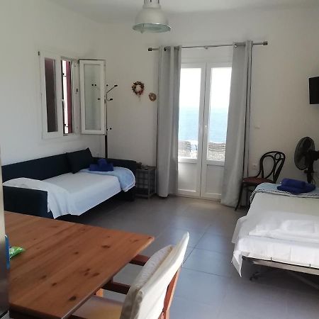 Kythnos - Loutra- House Villa Bagian luar foto